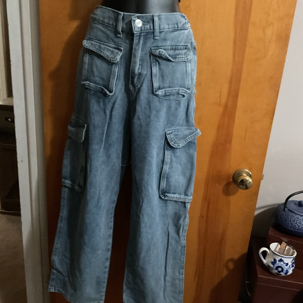 Wide Leg Cargo Denim Pants in Faded Blue